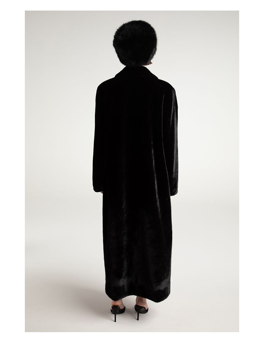 Vintage atmosphere teddy bear and fur long coat